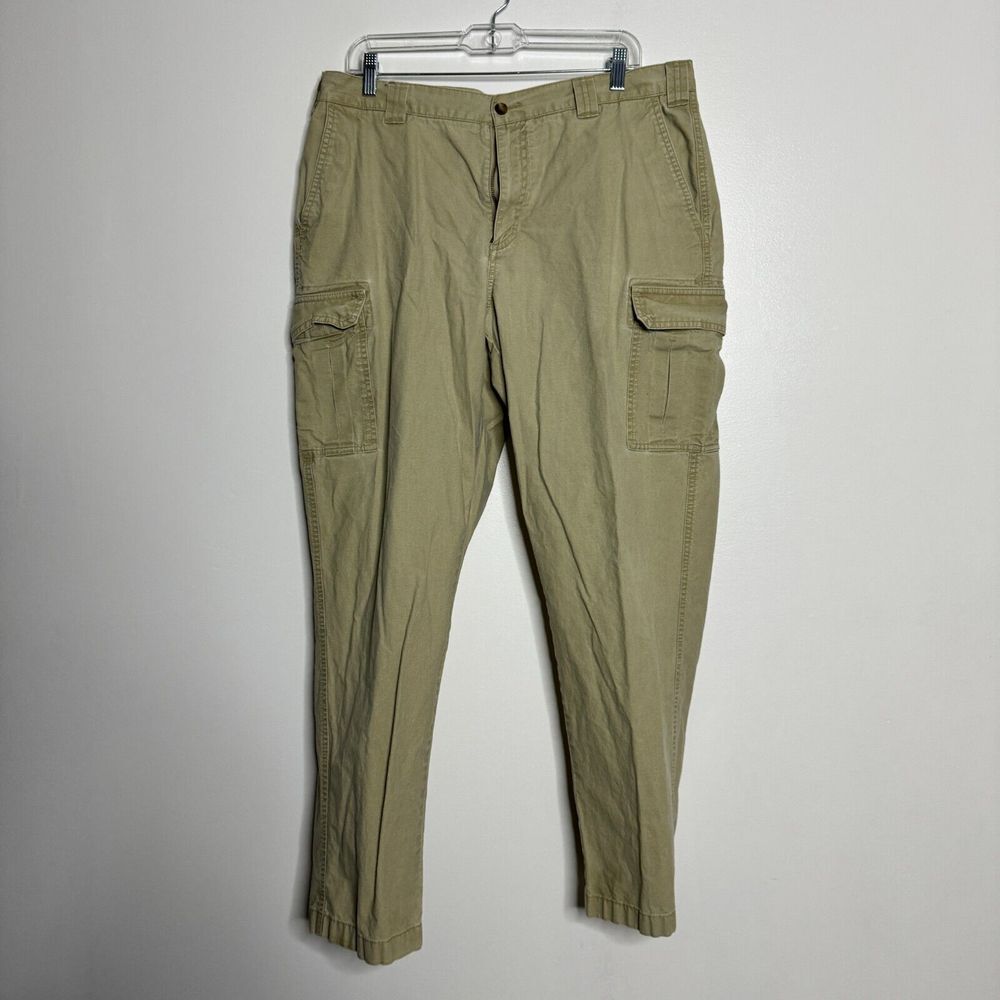 L.L. Beans Pants Cargo Brown Size 36 /‎ 32 Classic Fit Freeport Maine